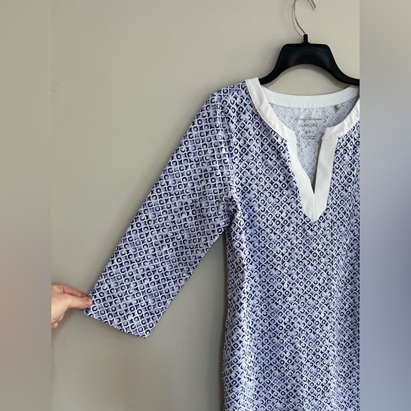 Tommy Bahama Islandzone 3/4 Sleeve Tile Print Isle Tunic Dress, Blue & White, SP - Picture 5 of 11